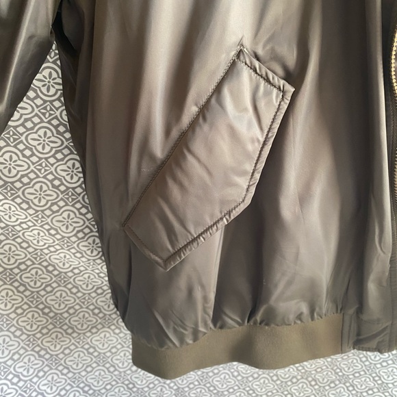 Bongo Green Bomber Jacket - Picture 3 of 5